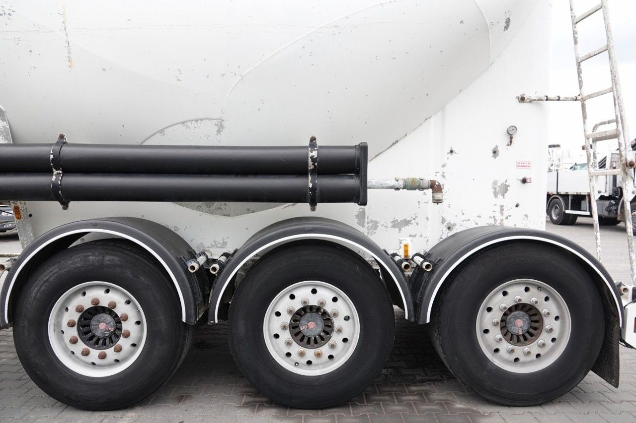 Semirimorchio silos Spitzer CEMENTONACZEPA / 37 000 L / SILOS / 3 KOMORY / O: foto 16