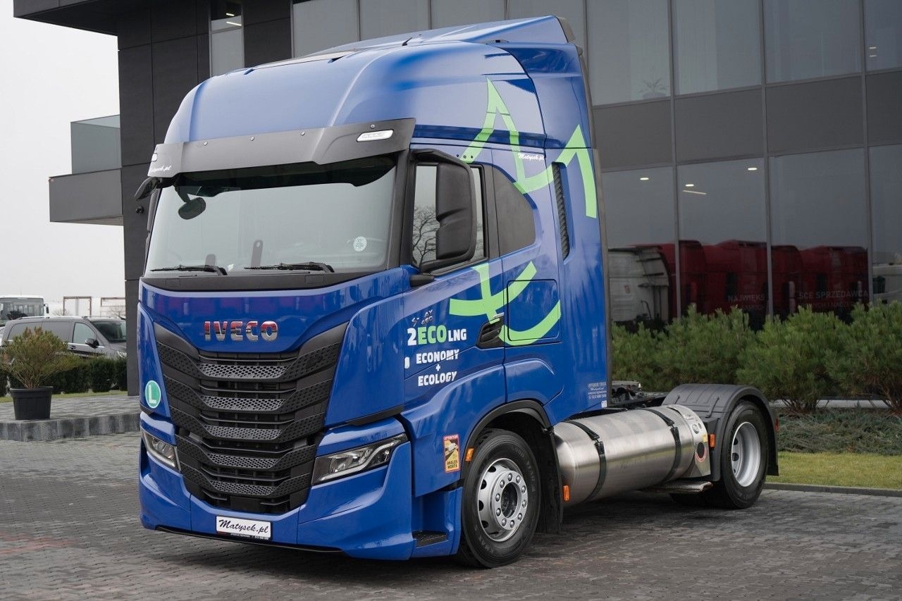 Iveco S-WAY / 460 / RETARDER / LNG - Trattore stradale: foto 4 Iveco S-WAY / 460 / RETARDER / LNG - Trattore stradale: foto 4