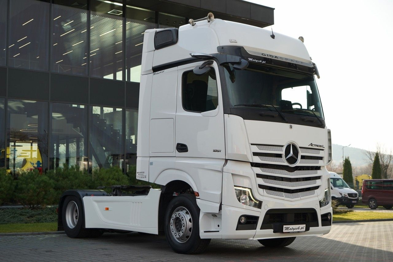 Mercedes-Benz ACTROS L 1851 / GIGA SPACE / RETARDER / 2022 R - Trattore stradale: foto 5 Mercedes-Benz ACTROS L 1851 / GIGA SPACE / RETARDER / 2022 R - Trattore stradale: foto 5