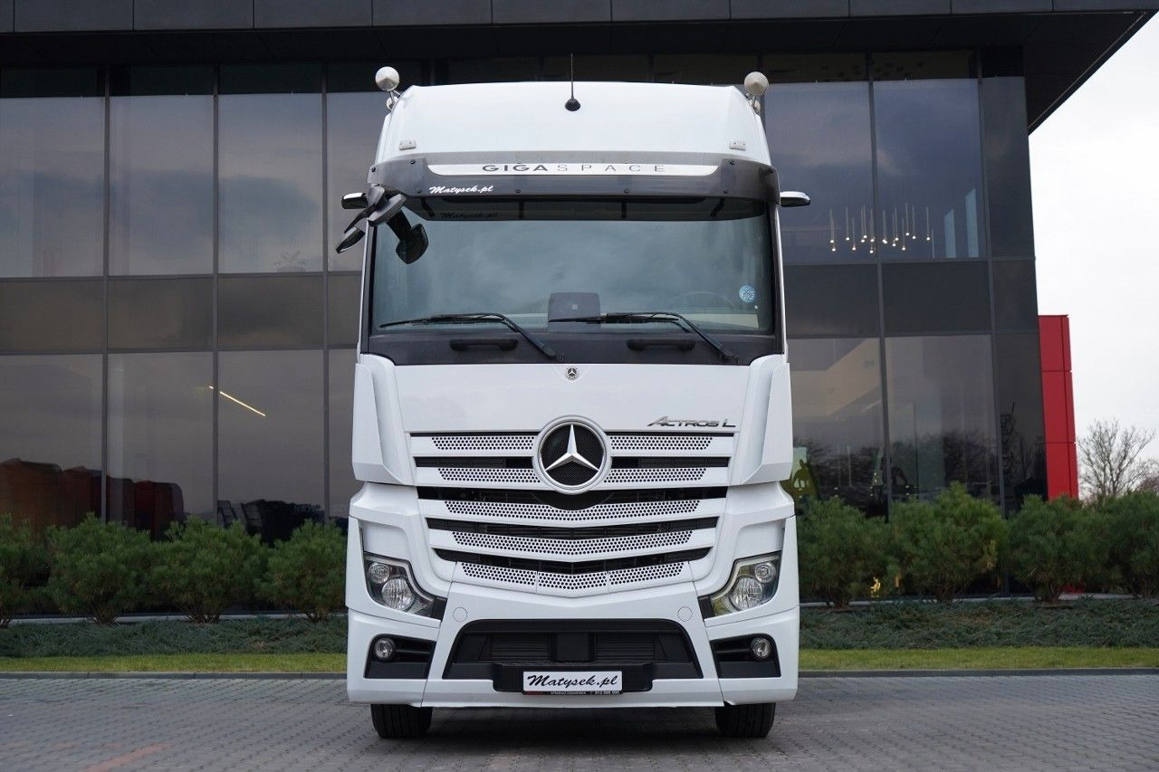 Mercedes-Benz ACTROS L 1851 / GIGA SPACE / RETARDER / 2022 R - Trattore stradale: foto 3 Mercedes-Benz ACTROS L 1851 / GIGA SPACE / RETARDER / 2022 R - Trattore stradale: foto 3