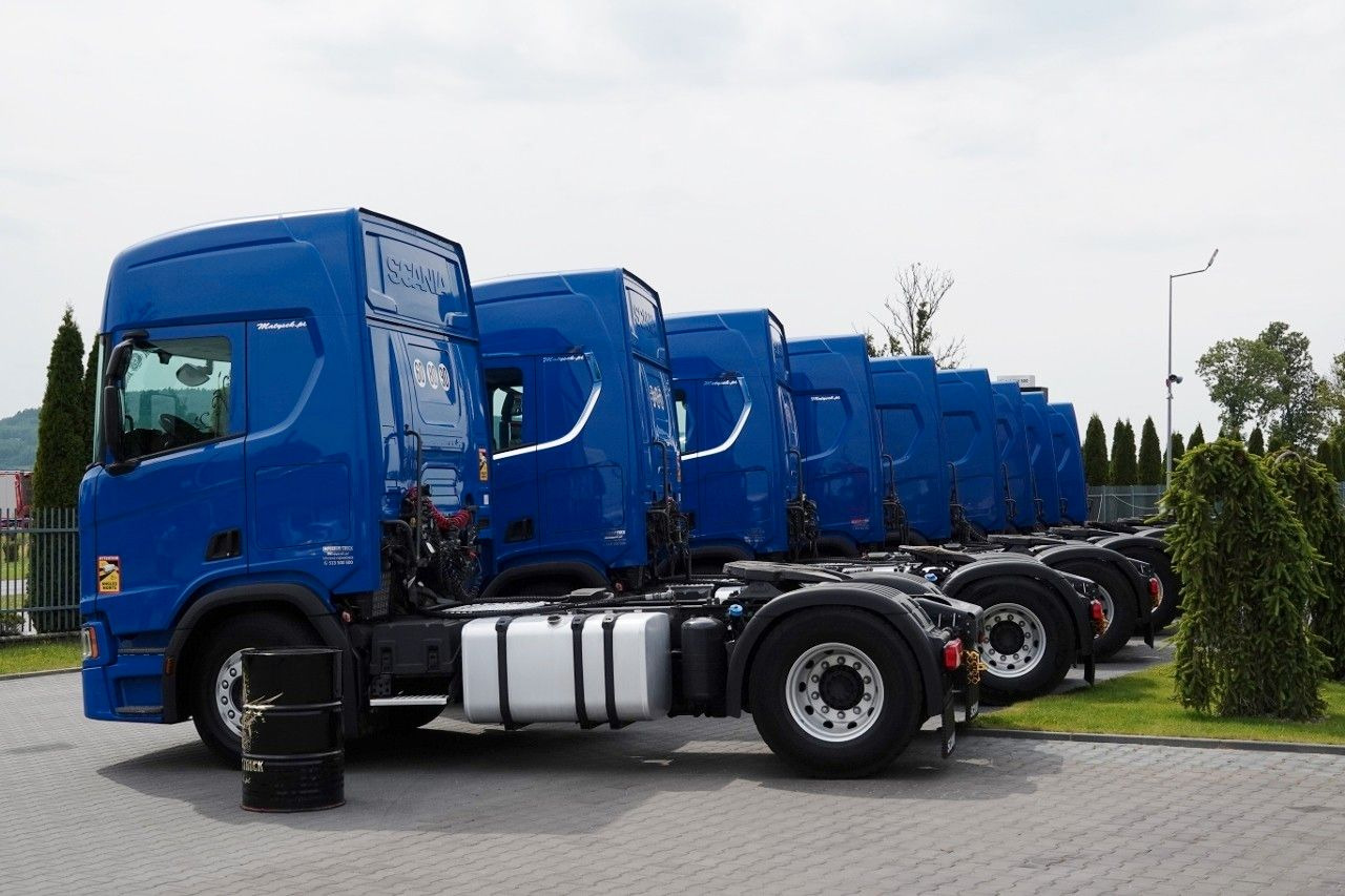 Scania R 450 / RETARDER / HYDRAULIKA / ALUFELGI / I-PAR - Trattore stradale: foto 2 Scania R 450 / RETARDER / HYDRAULIKA / ALUFELGI / I-PAR - Trattore stradale: foto 2