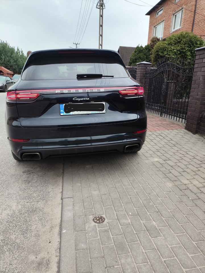 PORSCHE CAYENNE - Autovettura: foto 3 PORSCHE CAYENNE - Autovettura: foto 3
