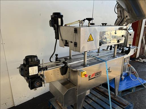 Emerito 1.8 Capper - Macchina alimentare: foto 2 Emerito 1.8 Capper - Macchina alimentare: foto 2
