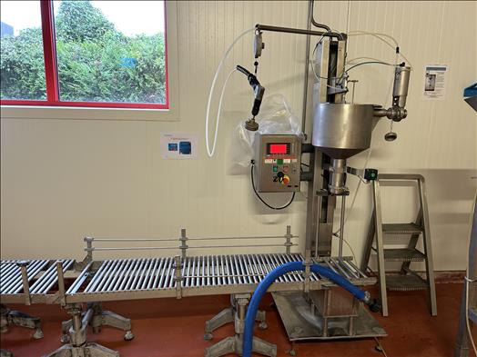 MOM ST22 Liquid filler - Macchina alimentare: foto 1 MOM ST22 Liquid filler - Macchina alimentare: foto 1