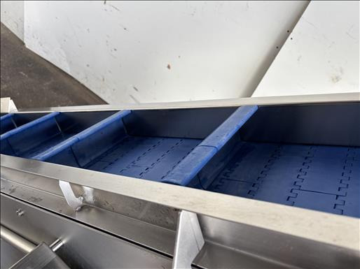 Maverick Automation Flighted elevator conveyor - Trasportatore: foto 4 Maverick Automation Flighted elevator conveyor - Trasportatore: foto 4