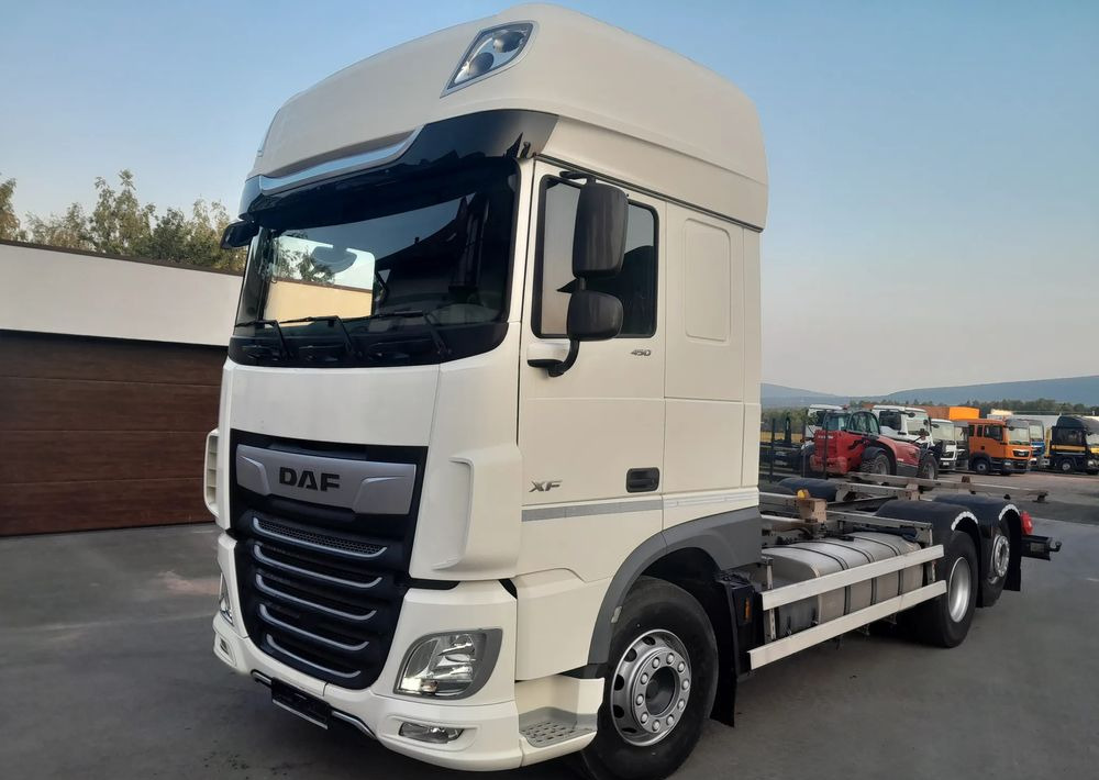 DAF XF 106 450 / BDF RETARDER - Autocarro telaio: foto 1 DAF XF 106 450 / BDF RETARDER - Autocarro telaio: foto 1