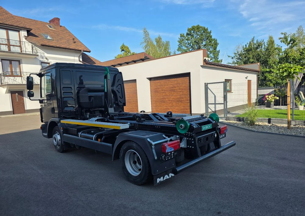 MAN TGL 12.250 nowe urządzenie hakowe SKIBICKI HKS 8/3300 ATEGO / TGM - Autocarro scarrabile: foto 3 MAN TGL 12.250 nowe urządzenie hakowe SKIBICKI HKS 8/3300 ATEGO / TGM - Autocarro scarrabile: foto 3