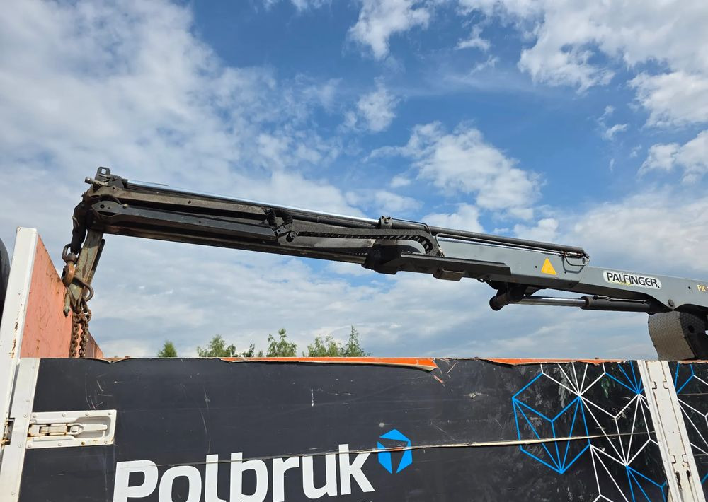 Volvo FM7 - Autocarro con pianale/ Cassone fisso, Camion con gru: foto 3 Volvo FM7 - Autocarro con pianale/ Cassone fisso, Camion con gru: foto 3