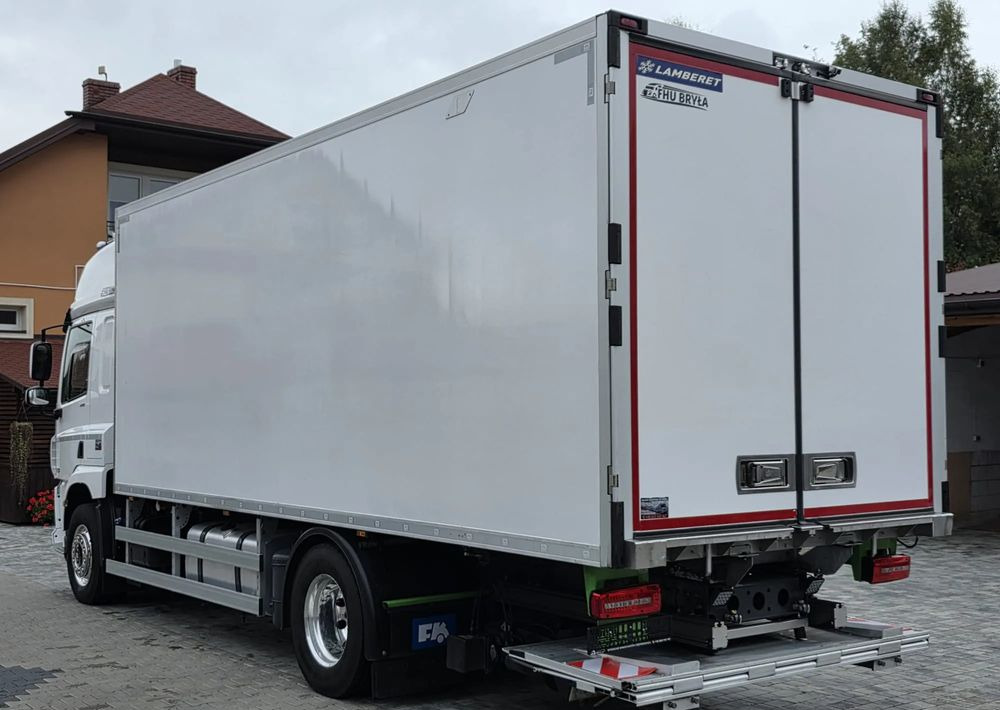 DAF CF 410 / E6 / ACC / CHŁODNIA + WINDA/ 16 PALET / MULTITEMPERATURA / 2021ROK / RETARDER / SPROWADZONY / JAK NOWA - Autocarro frigorifero: foto 3 DAF CF 410 / E6 / ACC / CHŁODNIA + WINDA/ 16 PALET / MULTITEMPERATURA / 2021ROK / RETARDER / SPROWADZONY / JAK NOWA - Autocarro frigorifero: foto 3