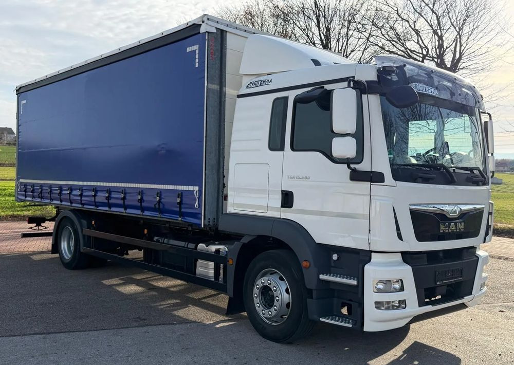 MAN TGM 15.290 / FIRANKA / 2016R / KLIMA POSTOJOWA /SPROWADZONY/ 8T ŁADOWNOŚĆ / 17 PALET / E6 / WINDA / - Camion centinato: foto 2 MAN TGM 15.290 / FIRANKA / 2016R / KLIMA POSTOJOWA /SPROWADZONY/ 8T ŁADOWNOŚĆ / 17 PALET / E6 / WINDA / - Camion centinato: foto 2