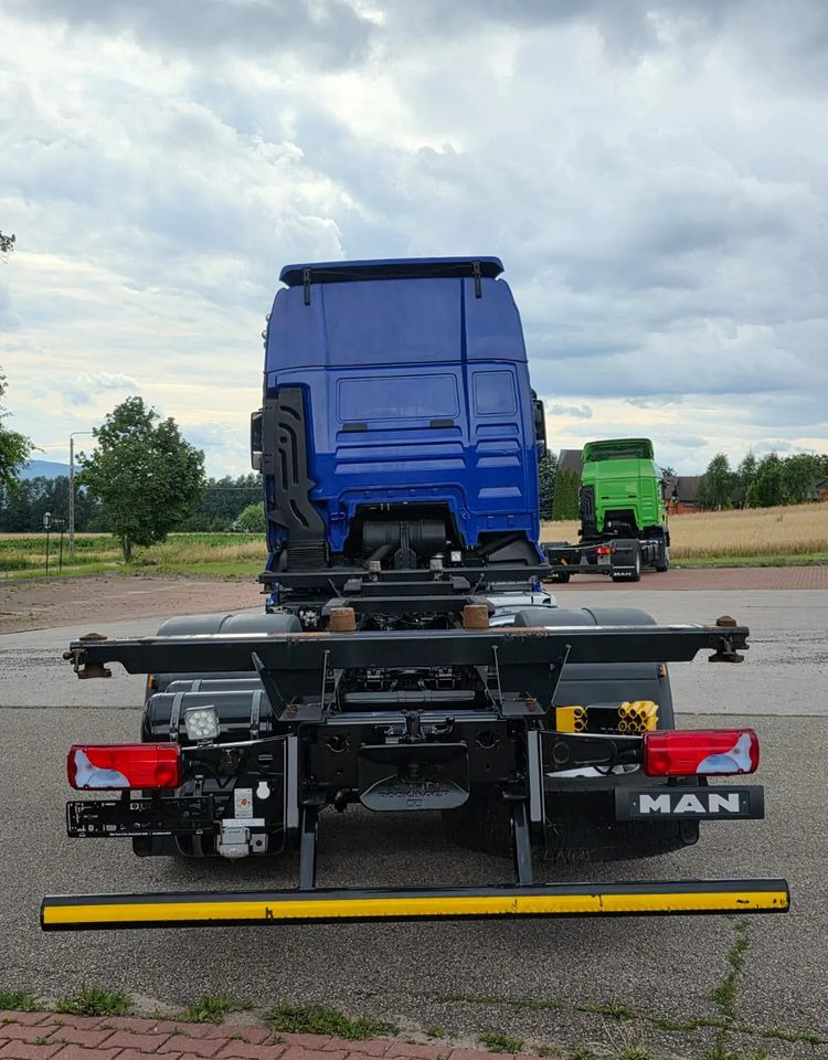 Autocarro telaio MAN TGX 18.430 / SPROWADZONY / DO ŻYWCA / 2020 / KLIMA POSTOJOWA / SERWISOWANY / JAK NOWY / NISKI PRZEBIEG / RAMA / BDF / E6: foto 7