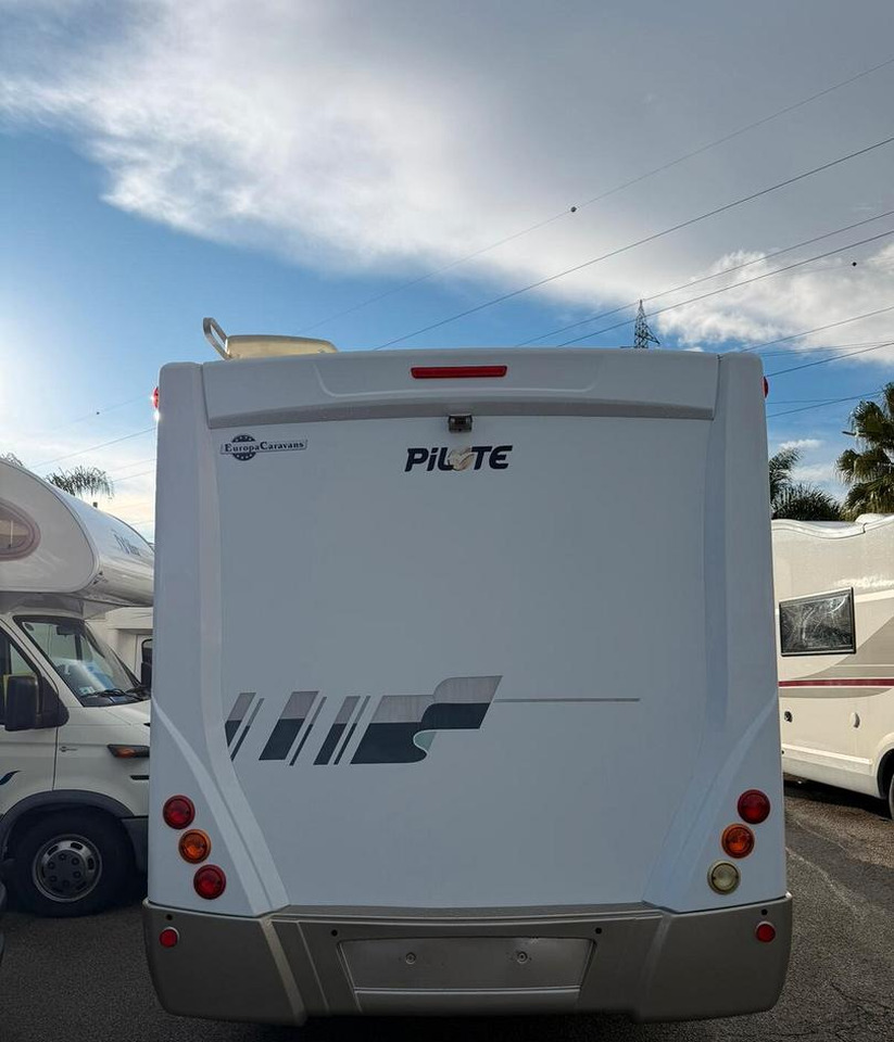 Pilote G740 - Motorhome: foto 4 Pilote G740 - Motorhome: foto 4