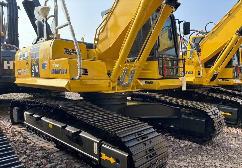 Komatsu PC 210 LC-8 - Escavatore cingolato: foto 2 Komatsu PC 210 LC-8 - Escavatore cingolato: foto 2