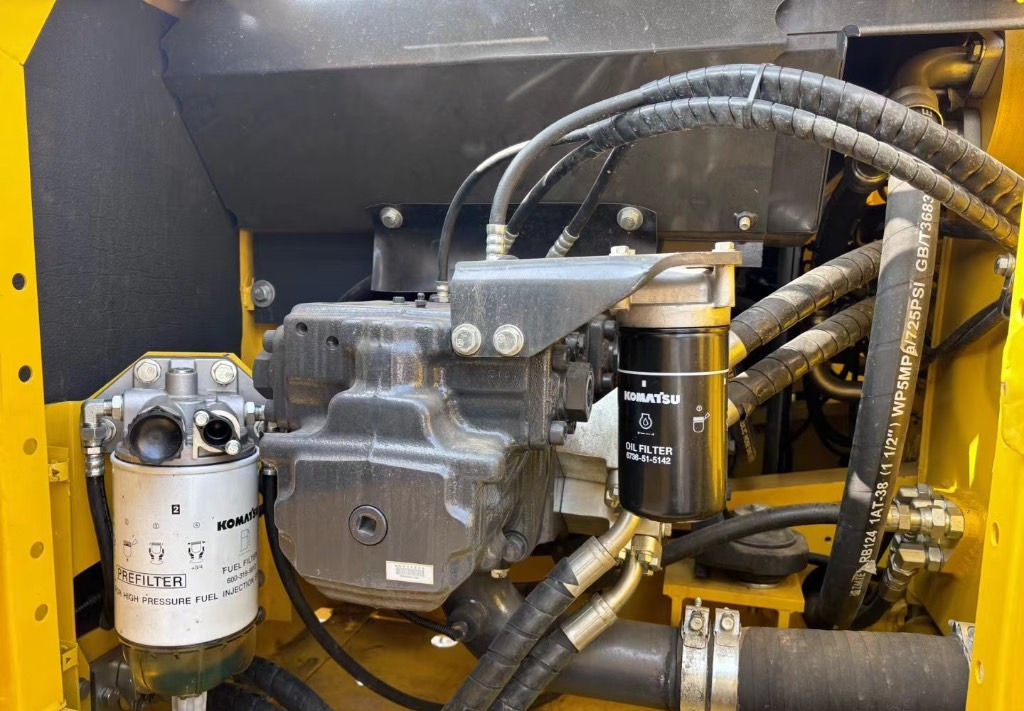 Komatsu PC 210 LC-8 - Escavatore cingolato: foto 4 Komatsu PC 210 LC-8 - Escavatore cingolato: foto 4