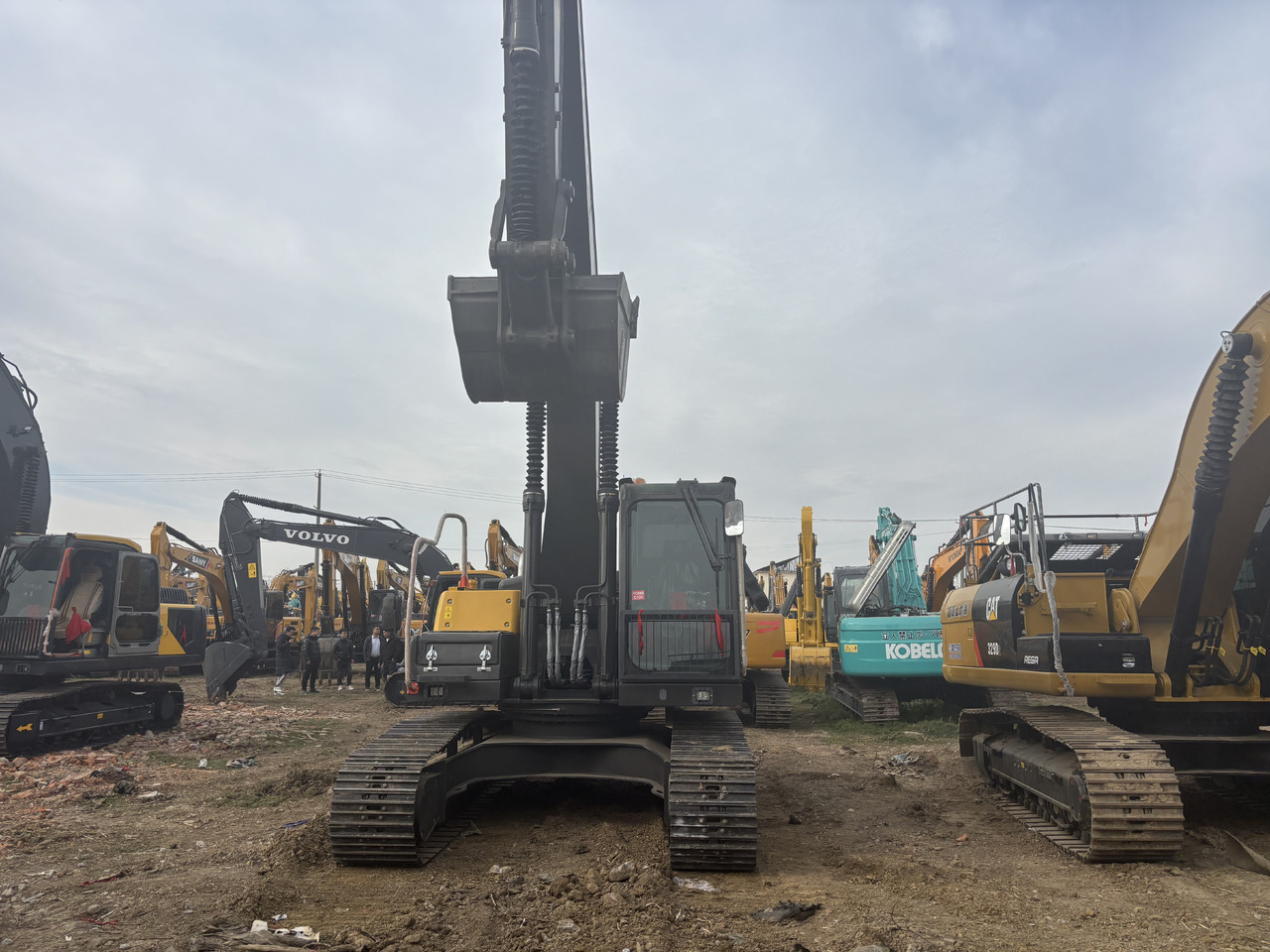 Escavatore cingolato Volvo EC 240: foto 6