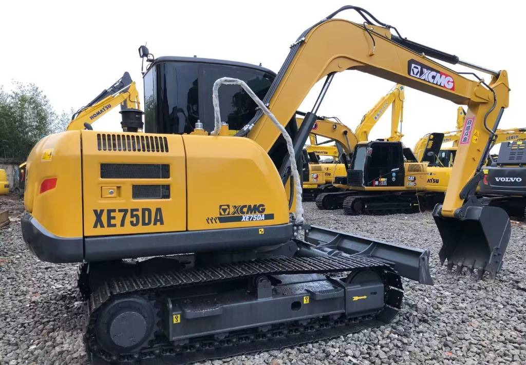 XCMG XE 75 DA XE75 - Miniescavatore: foto 1 XCMG XE 75 DA XE75 - Miniescavatore: foto 1