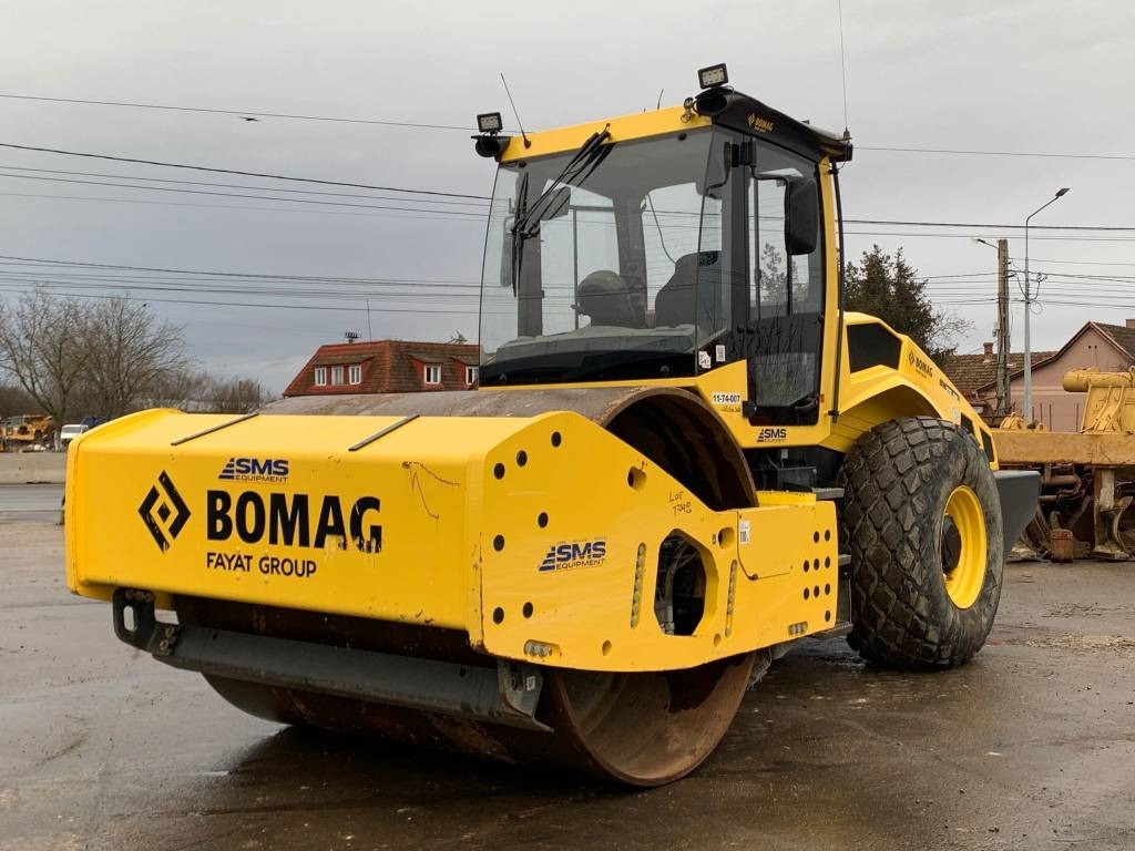 Bomag BW219 DH5+3D Trimble GPS - Rullo compattatore/ Rullo compressore: foto 1 Bomag BW219 DH5+3D Trimble GPS - Rullo compattatore/ Rullo compressore: foto 1
