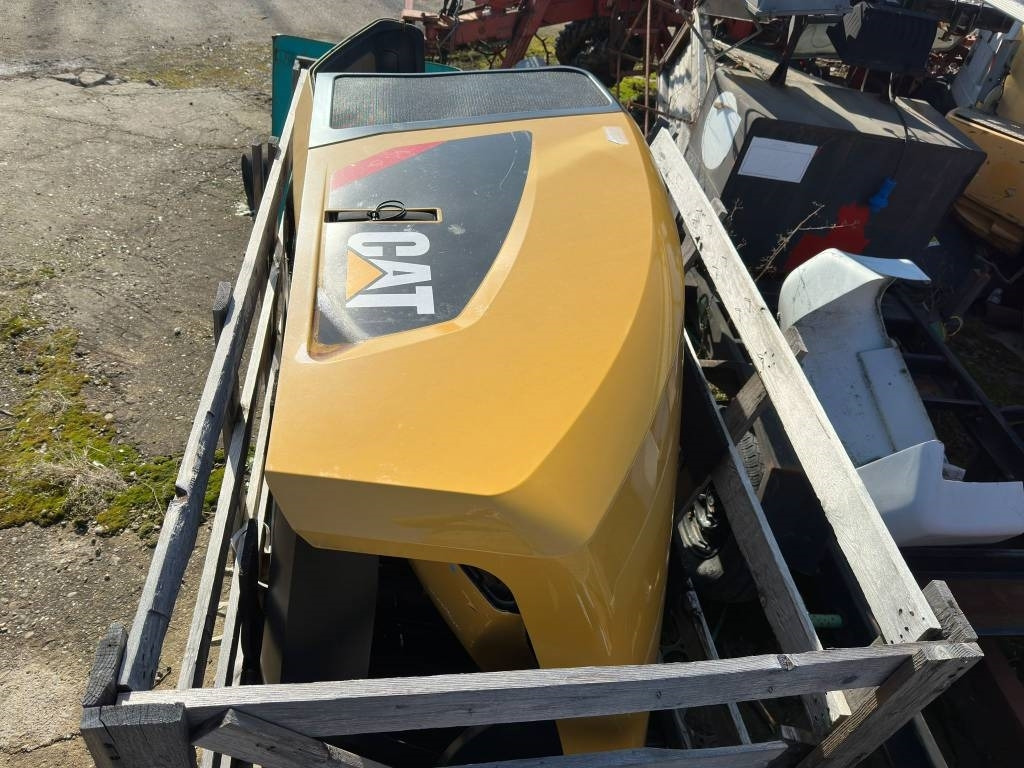 CAT TH 417C TH 414C BONNET - Telaio per Macchina da cantiere: foto 1 CAT TH 417C TH 414C BONNET - Telaio per Macchina da cantiere: foto 1