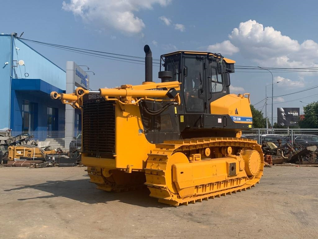 Dressta TD25M - Bulldozer: foto 3 Dressta TD25M - Bulldozer: foto 3