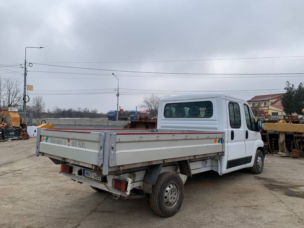 Fiat Ducato - Furgone con cassone fisso: foto 5 Fiat Ducato - Furgone con cassone fisso: foto 5
