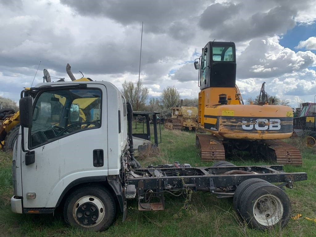 Isuzu FOR PARTS  - Autocarro telaio: foto 3 Isuzu FOR PARTS  - Autocarro telaio: foto 3