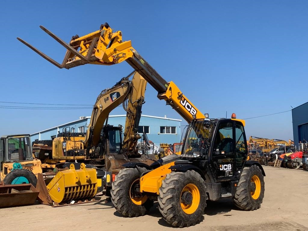 JCB 531-70 - Sollevatore telescopico: foto 1 JCB 531-70 - Sollevatore telescopico: foto 1