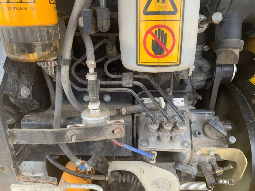 JCB 8025 ZTS - Miniescavatore: foto 5 JCB 8025 ZTS - Miniescavatore: foto 5
