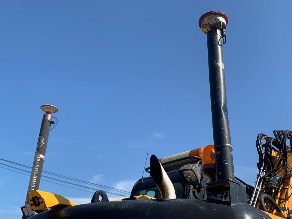 JCB JS 145 W+Engcon Rototilt+Sistem Laser 2D Leica Ico - Escavatore gommato: foto 5 JCB JS 145 W+Engcon Rototilt+Sistem Laser 2D Leica Ico - Escavatore gommato: foto 5