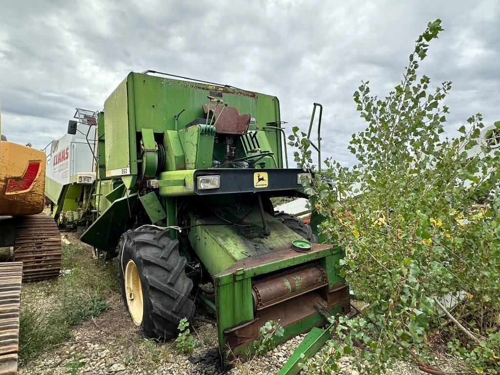 John Deere 952 FOR PARTS - Mietitrebbia: foto 1 John Deere 952 FOR PARTS - Mietitrebbia: foto 1