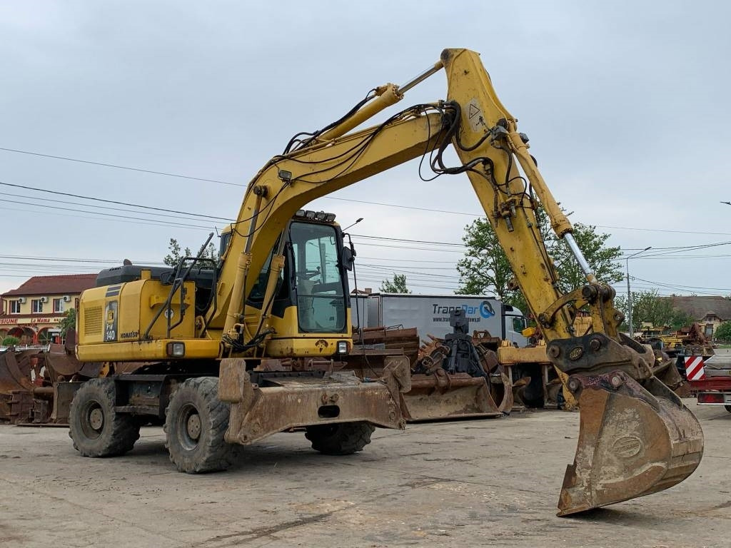 Komatsu PW 140-7 - Escavatore gommato: foto 5 Komatsu PW 140-7 - Escavatore gommato: foto 5
