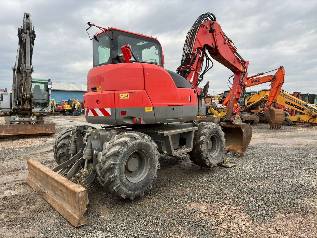 Komatsu PW98MR-8 - Escavatore gommato: foto 5 Komatsu PW98MR-8 - Escavatore gommato: foto 5