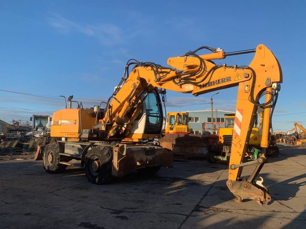 Liebherr A 314 Litronic - Escavatore gommato: foto 5 Liebherr A 314 Litronic - Escavatore gommato: foto 5