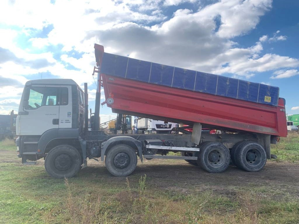 MAN TGA 35.350 - Autocarro ribaltabile: foto 5 MAN TGA 35.350 - Autocarro ribaltabile: foto 5