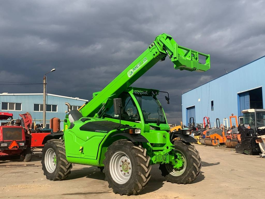Merlo TF 42.7 CS-140 - Sollevatore telescopico: foto 1 Merlo TF 42.7 CS-140 - Sollevatore telescopico: foto 1