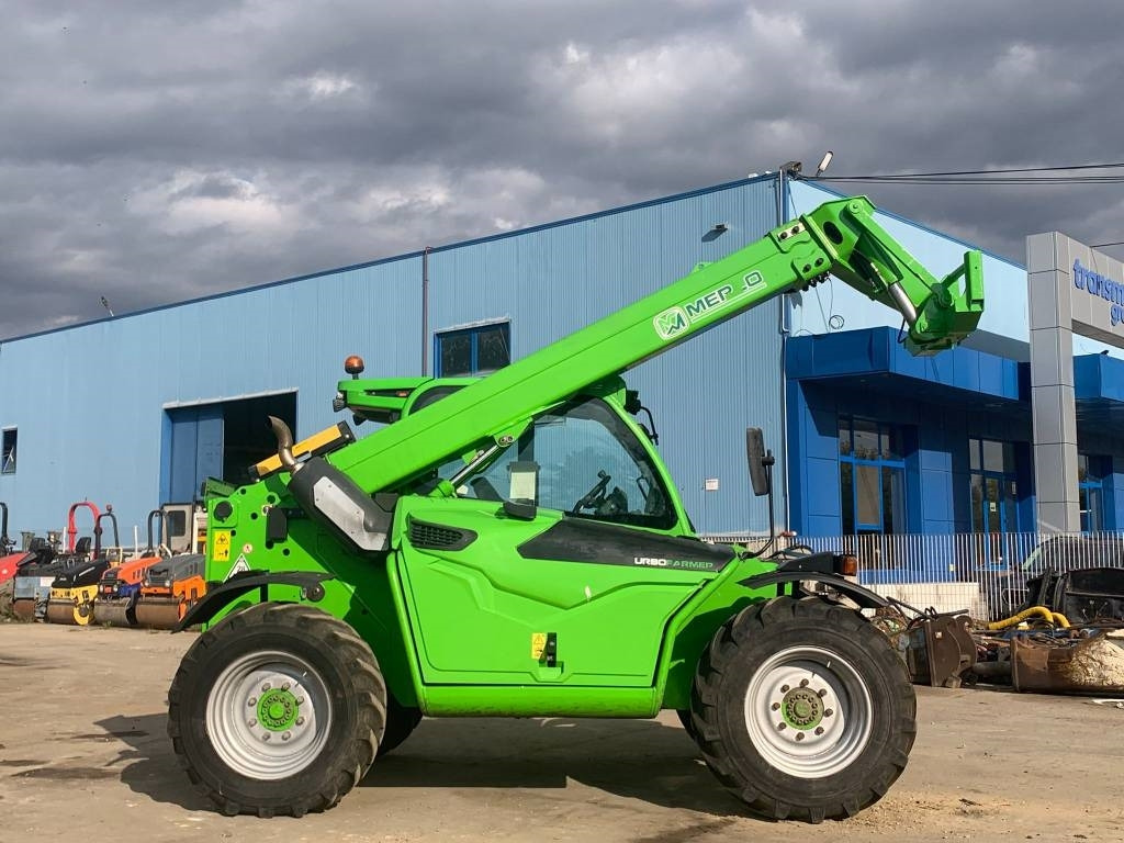 Merlo TF 42.7 CS-140 - Sollevatore telescopico: foto 2 Merlo TF 42.7 CS-140 - Sollevatore telescopico: foto 2