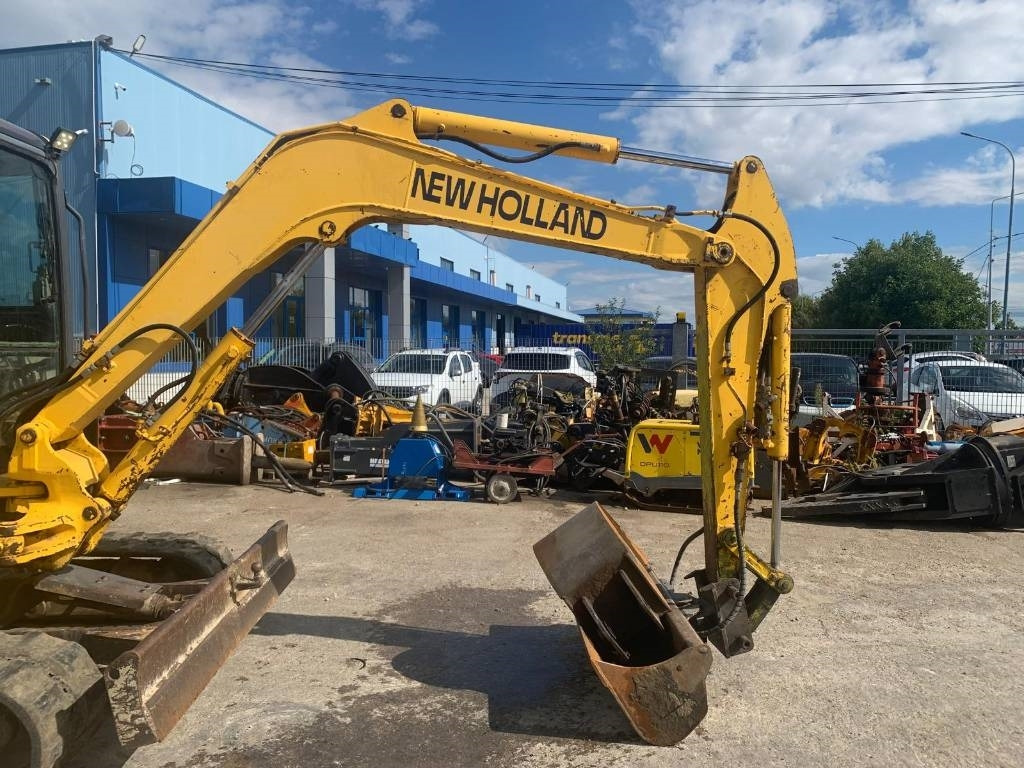 New Holland EH 45 - Miniescavatore: foto 5 New Holland EH 45 - Miniescavatore: foto 5