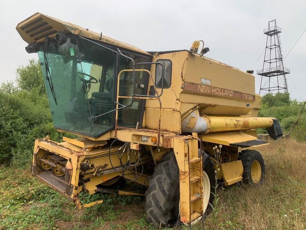 Mietitrebbia New Holland TX 32: foto 7 Mietitrebbia New Holland TX 32: foto 7