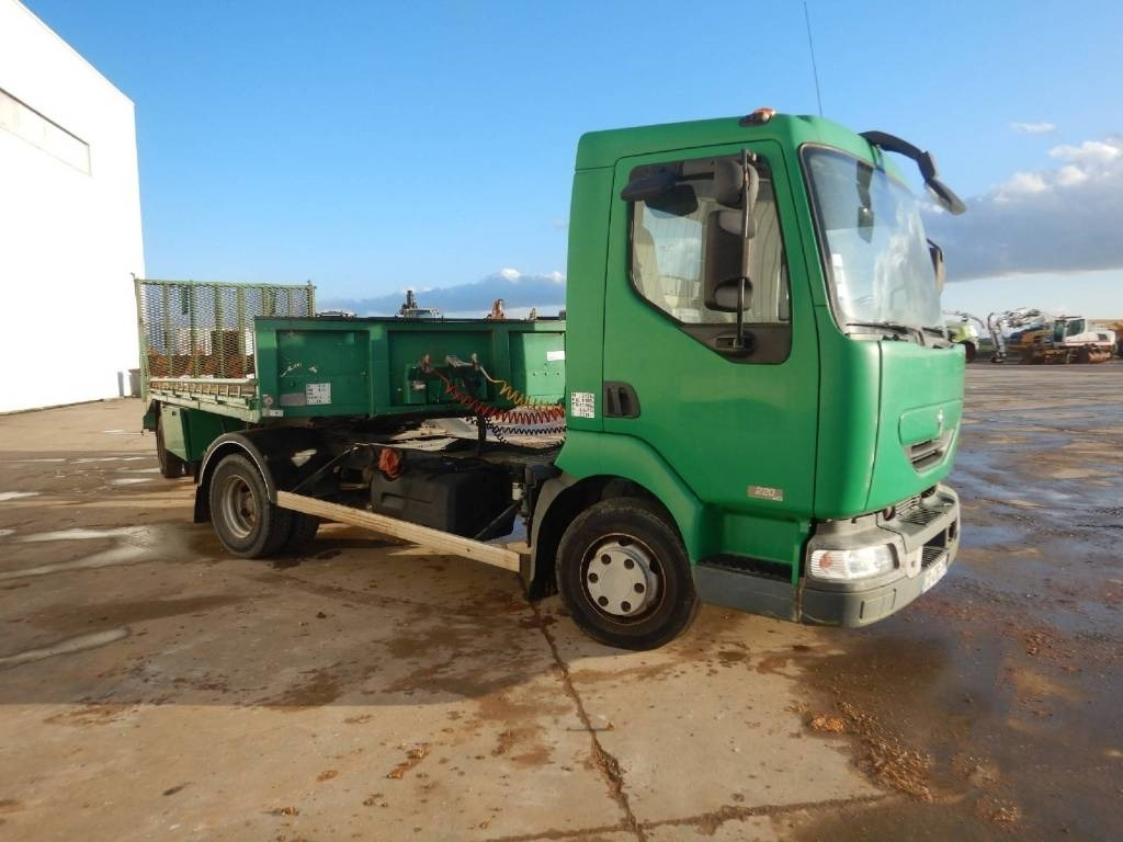 Renault Midlum 220 DCI - Autocarro furgonato: foto 3 Renault Midlum 220 DCI - Autocarro furgonato: foto 3