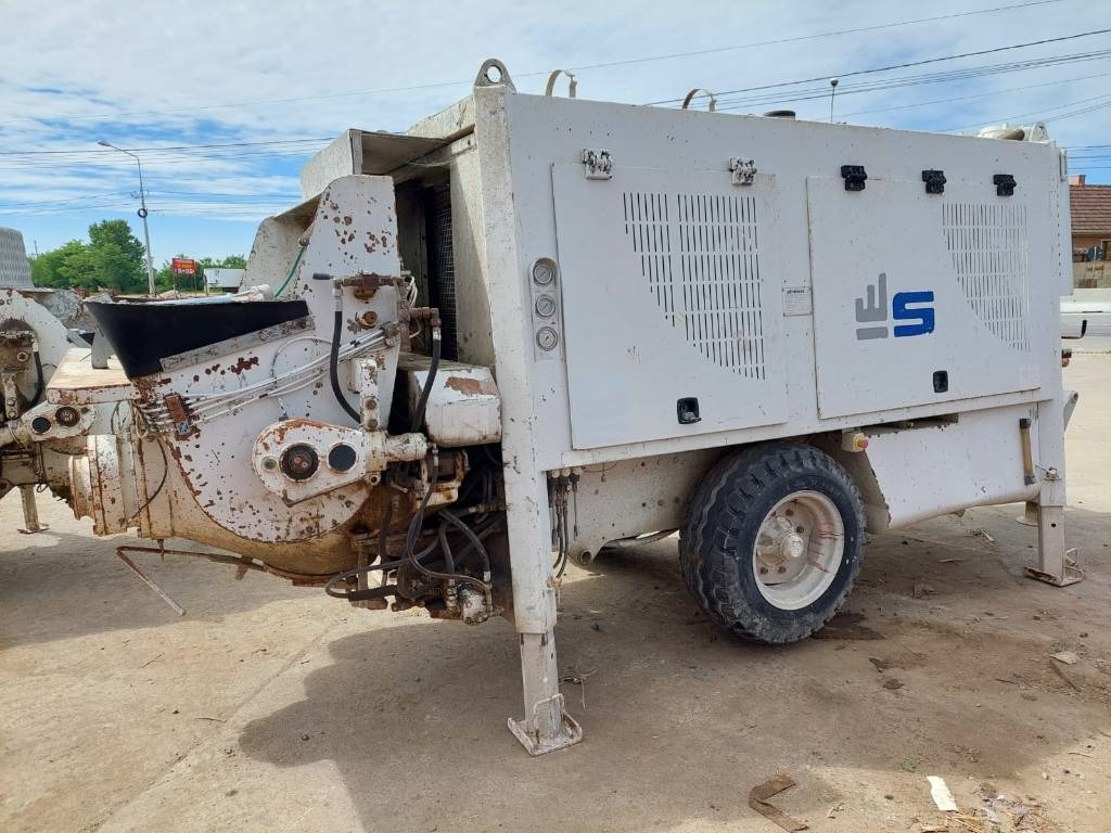 Utranazz SCM80C - Pompa carrellata per calcestruzzo: foto 2 Utranazz SCM80C - Pompa carrellata per calcestruzzo: foto 2