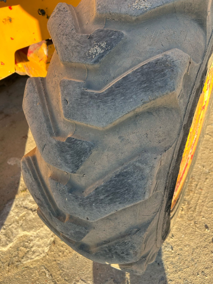 JCB 3CX - Terna: foto 5 JCB 3CX - Terna: foto 5