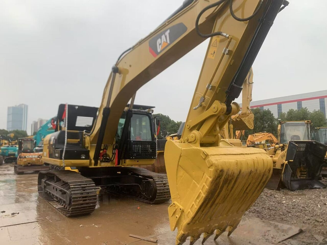 Caterpillar 329D - Escavatore cingolato: foto 2 Caterpillar 329D - Escavatore cingolato: foto 2