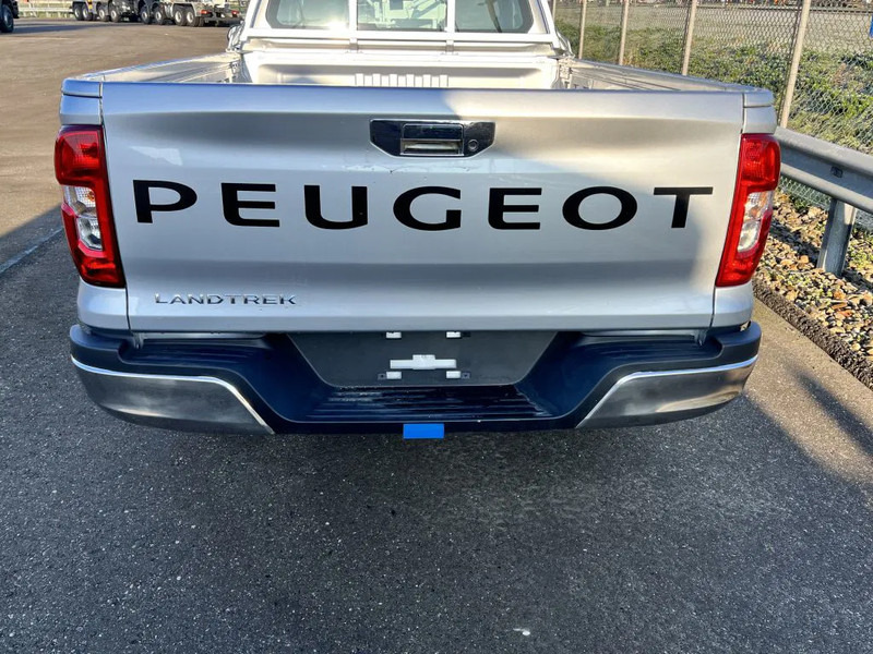 Peugeot Landtrek - 2 UNITS Landtrek1.9D L Single Cab 4x2 MY21 - EURO 3 - NEW!! - 20 UNITS - Pick-up, Furgone doppia cabina: foto 5 Peugeot Landtrek - 2 UNITS Landtrek1.9D L Single Cab 4x2 MY21 - EURO 3 - NEW!! - 20 UNITS - Pick-up, Furgone doppia cabina: foto 5