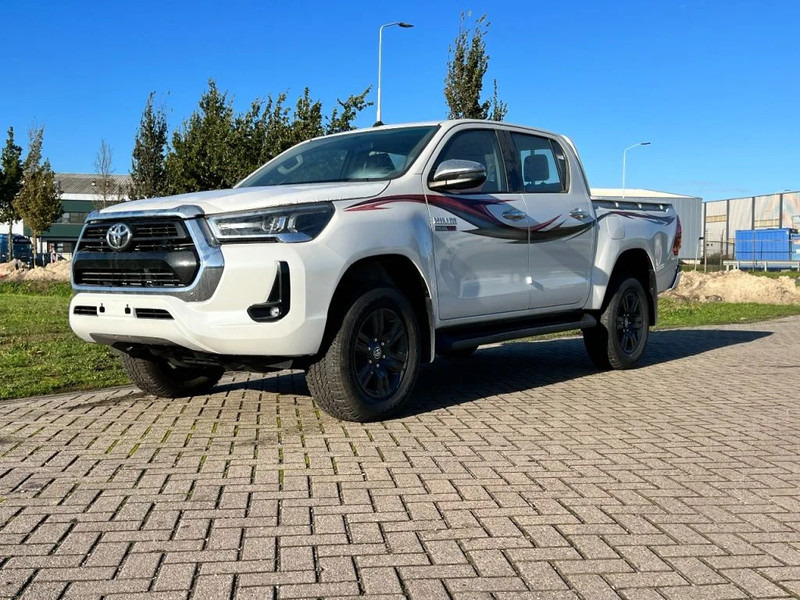 Toyota Hilux GLX SR5 4x4 - 2 UNITS IN STOCK - 2.4 D Double Cab - EURO 2 - NEW!! - Pick-up, Furgone doppia cabina: foto 1 Toyota Hilux GLX SR5 4x4 - 2 UNITS IN STOCK - 2.4 D Double Cab - EURO 2 - NEW!! - Pick-up, Furgone doppia cabina: foto 1