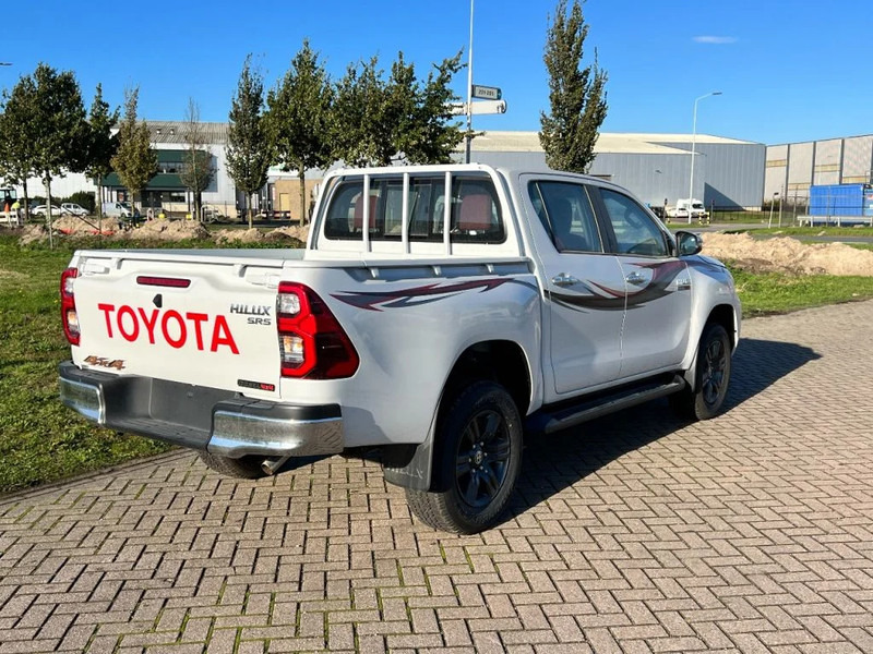Toyota Hilux GLX SR5 4x4 - 4 UNITS IN STOCK - 2.4 D Double Cab - EURO 2 - NEW!! - Pick-up, Furgone doppia cabina: foto 5 Toyota Hilux GLX SR5 4x4 - 4 UNITS IN STOCK - 2.4 D Double Cab - EURO 2 - NEW!! - Pick-up, Furgone doppia cabina: foto 5