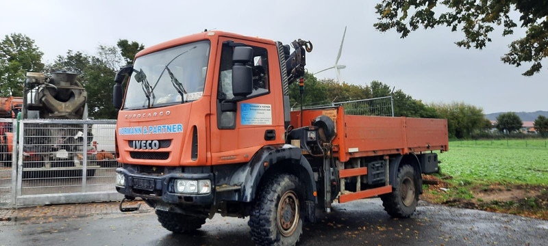Iveco ML110-220 4x4 mit Kran+Funk - Autocarro con pianale/ Cassone fisso, Camion con gru: foto 4 Iveco ML110-220 4x4 mit Kran+Funk - Autocarro con pianale/ Cassone fisso, Camion con gru: foto 4