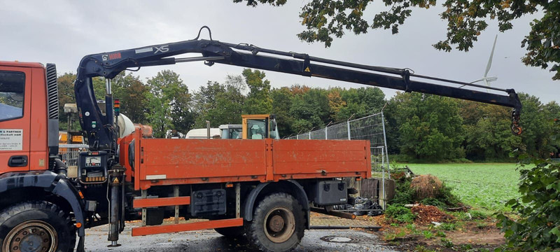 Iveco ML110-220 4x4 mit Kran+Funk - Autocarro con pianale/ Cassone fisso, Camion con gru: foto 2 Iveco ML110-220 4x4 mit Kran+Funk - Autocarro con pianale/ Cassone fisso, Camion con gru: foto 2
