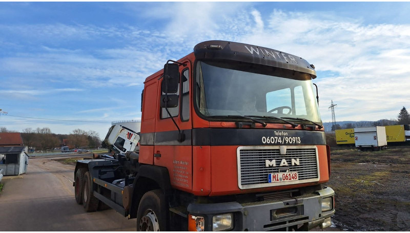 Autocarro scarrabile MAN 26.272 K Abroller Blatt/Blatt 6x4: foto 8
