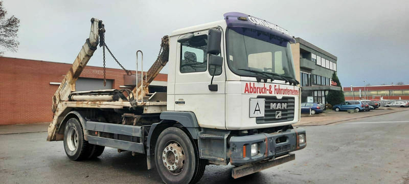 MAN ME 18.250PS Absetzkipper Meiller/Aufbau /Tele - Autocarro multibenna: foto 1 MAN ME 18.250PS Absetzkipper Meiller/Aufbau /Tele - Autocarro multibenna: foto 1