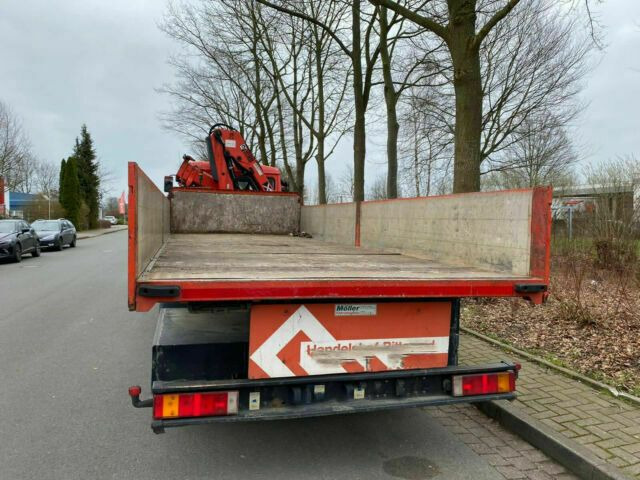MAN ME18.284 mit Kran Not Aus Hiab 122B - Autocarro con pianale/ Cassone fisso, Camion con gru: foto 2 MAN ME18.284 mit Kran Not Aus Hiab 122B - Autocarro con pianale/ Cassone fisso, Camion con gru: foto 2