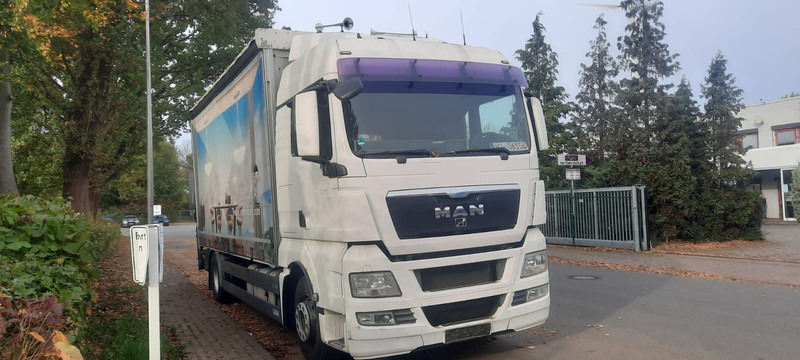 MAN TGX 18.360PS 4x2 G.Haus Kran+Funk - Camion centinato, Camion con gru: foto 2 MAN TGX 18.360PS 4x2 G.Haus Kran+Funk - Camion centinato, Camion con gru: foto 2
